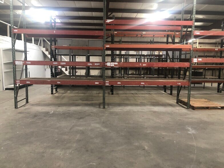 More Photos Of 489 Southgate Rd, Dothan Warehouse For Lease