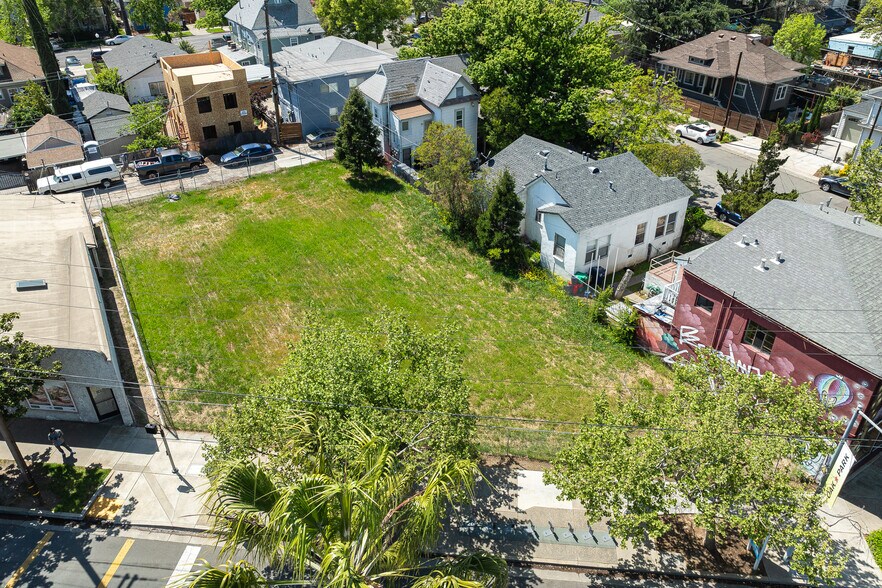 More Photos Of 3206 Broadway, Sacramento Land For Sale