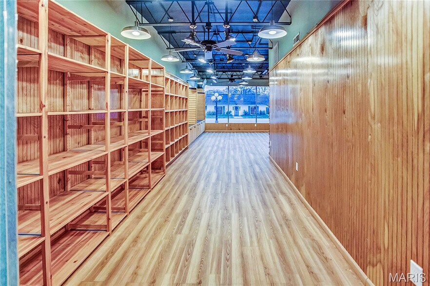 More Photos Of 2721 Madison Ave, Granite City General Retail For Sale
