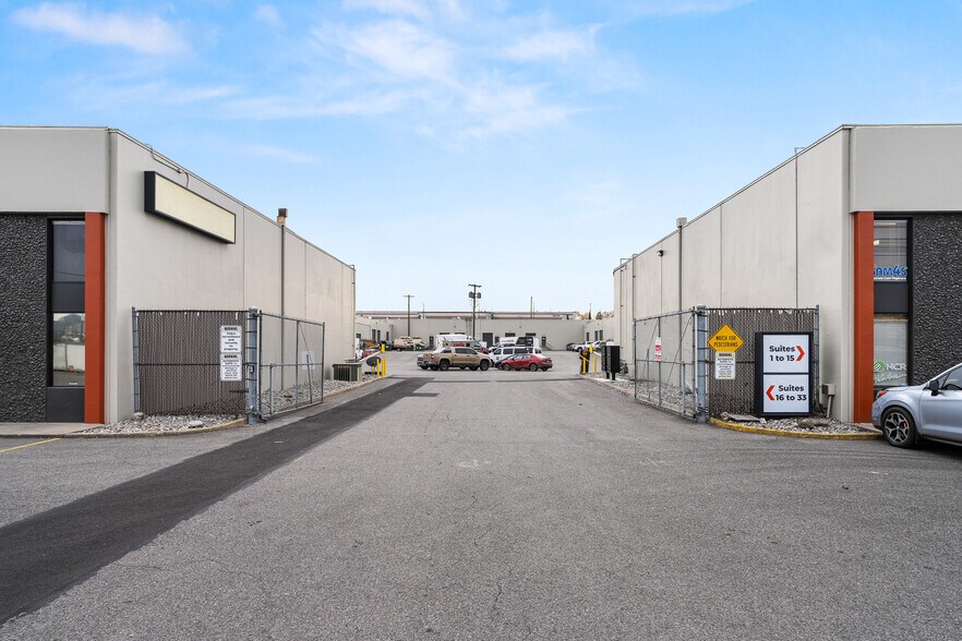 More Photos Of 9922 E Montgomery Rd, Spokane Valley Flex For Lease