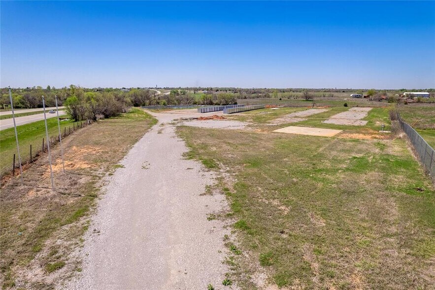 More Photos Of 3640 81 Frontage Rd hwy, Ninnekah Land For Sale