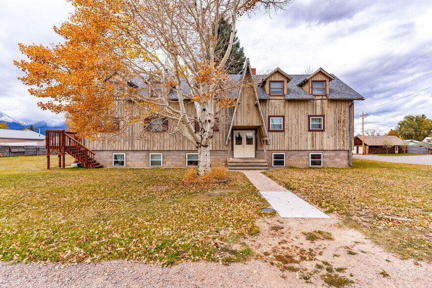 Primary Photo Of 402 3rd St, Westcliffe Apartments For Sale