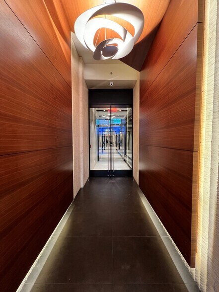 More Photos Of 19 W 34th St, New York Office For Lease