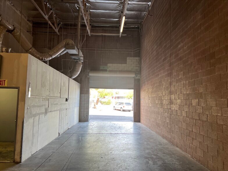 More Photos Of 1000 N Stephanie Pl, Henderson Warehouse For Lease