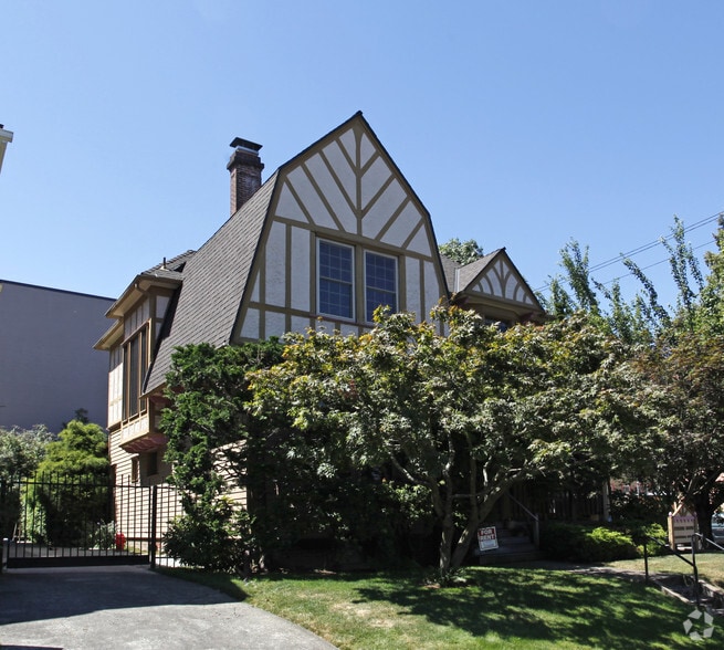 More Photos Of 1133 NW 21st Ave, Portland Office For Sale