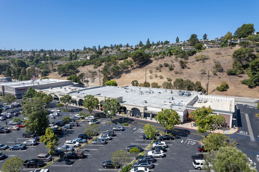 More Photos Of 5-46 Peninsula Ctr, Rolling Hills Estates General Retail For Lease