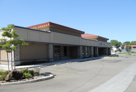 More Photos Of 10 Gilmore Rd, Red Bluff General Retail For Lease
