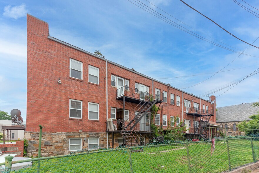 More Photos Of 4901 York Rd, Baltimore Apartments For Sale