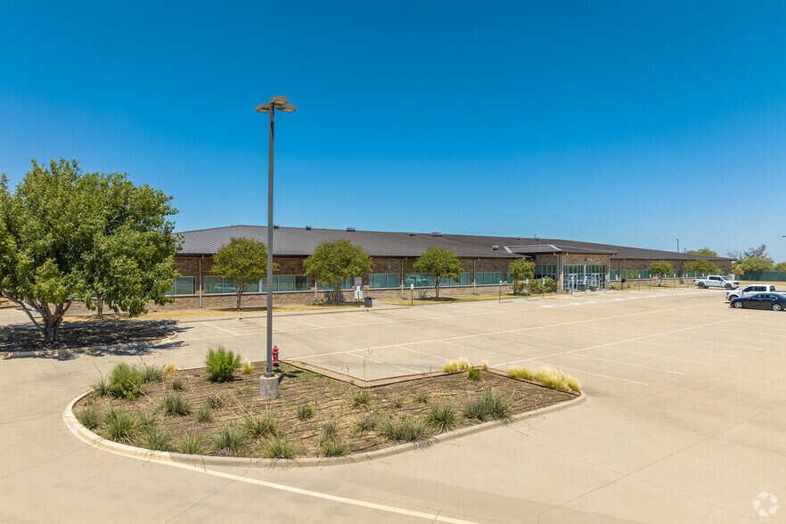 More Photos Of 9500 Glascock Drive, Cresson Office For Sale