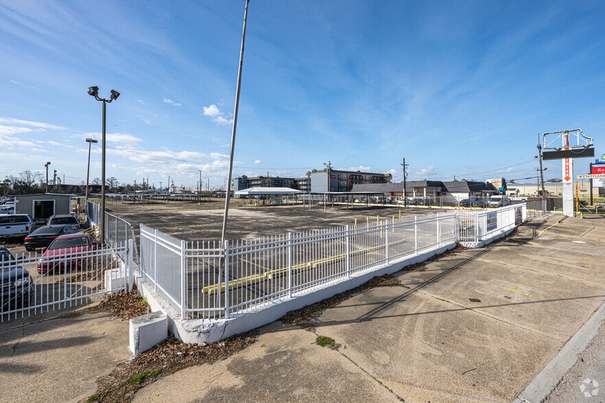 More Photos Of 1025 Airline Dr, Kenner Land For Sale