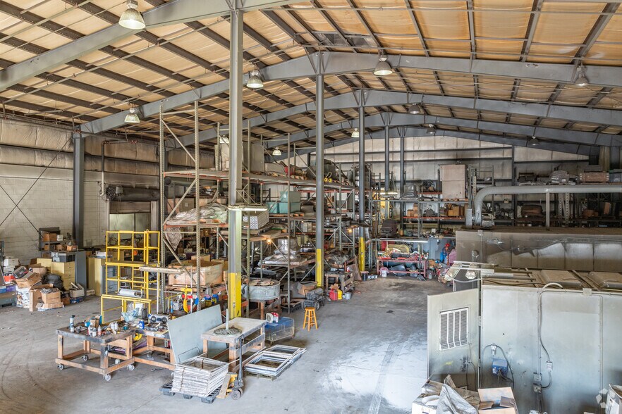 More Photos Of 2201 W Park Dr, Lorain Manufacturing For Sale