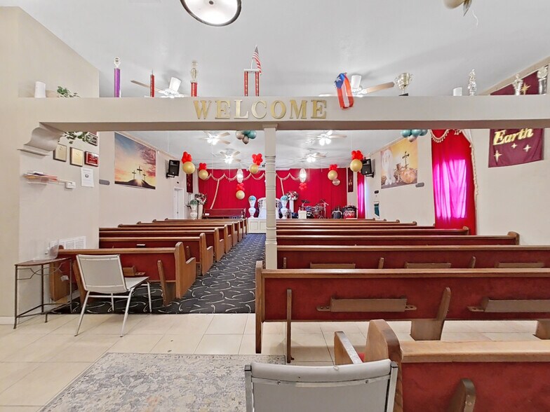 More Photos Of 4501 N 42nd St, Tampa Religious Facility For Sale