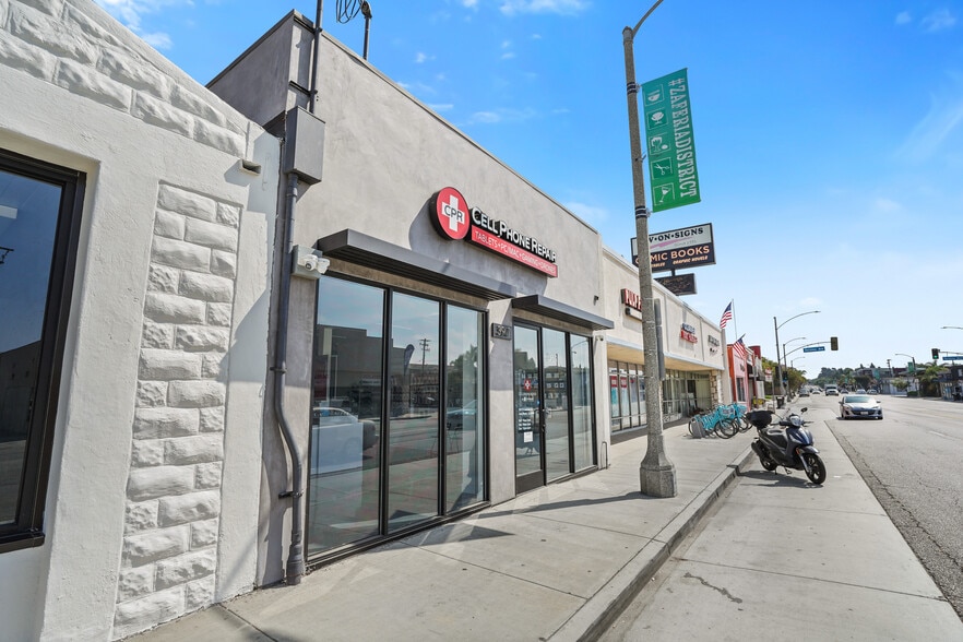 More Photos Of 3909-3917 E Anaheim St, Long Beach Storefront For Lease
