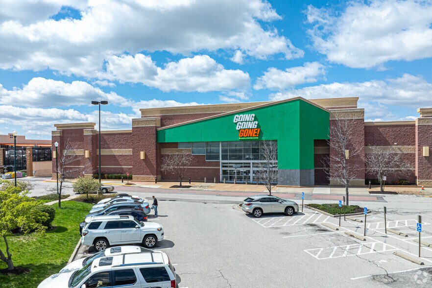 More Photos Of 11750 Strang Line Rd, Olathe Freestanding For Sale