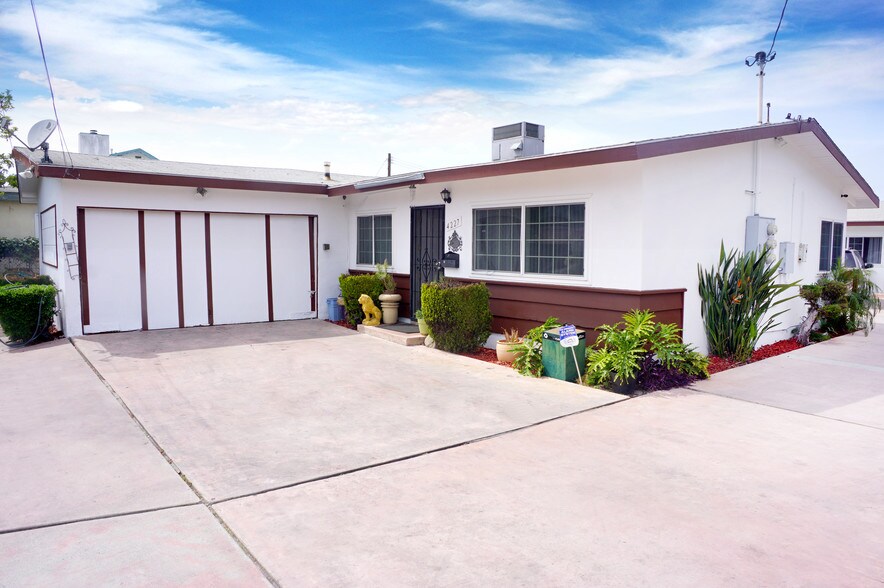 More Photos Of 4227 W 107th St, Inglewood Apartments For Sale