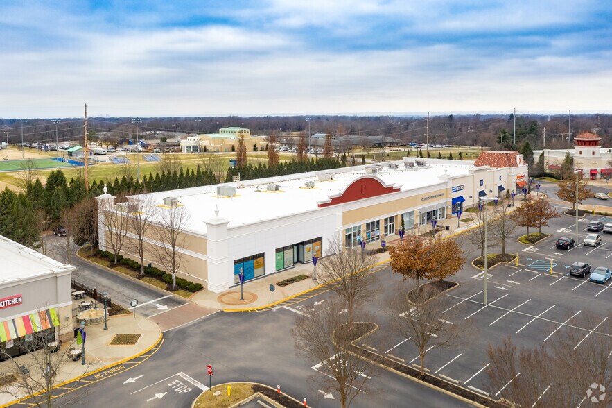 More Photos Of 4302-4330 Summit Plaza Dr, Louisville Unknown For Lease