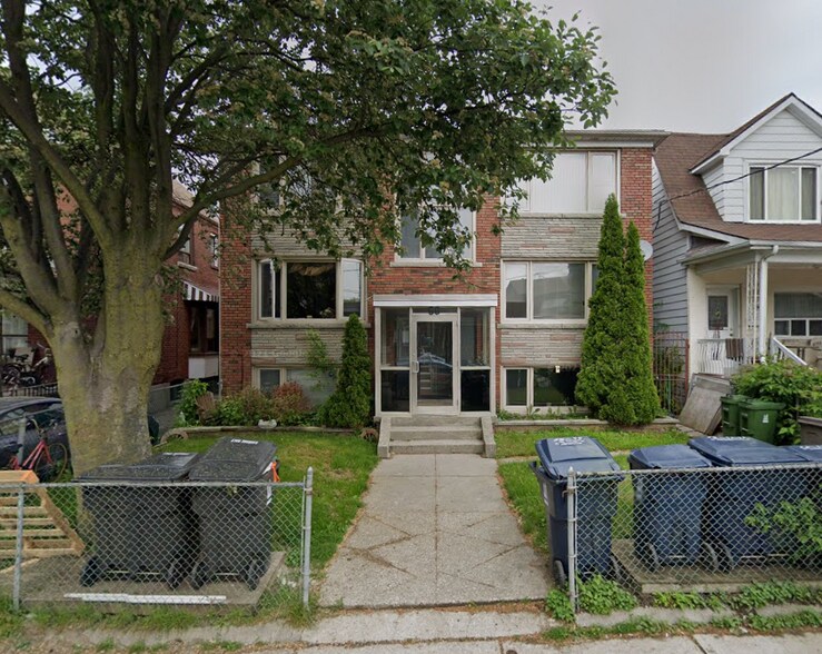 Primary Photo Of 50 Amherst Av, Toronto Apartments For Sale