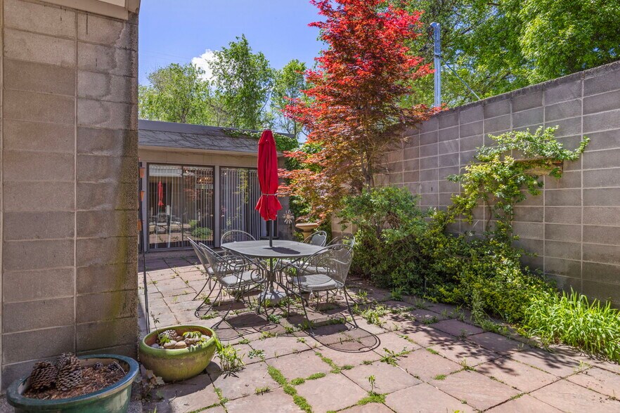 More Photos Of 2336 Pearl St, Boulder Office For Sale