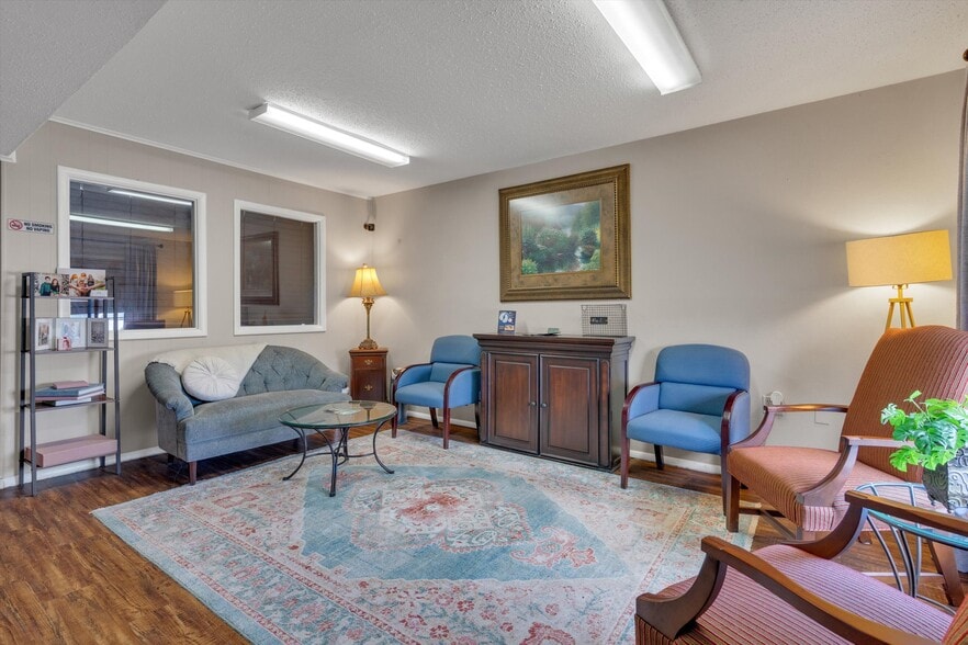 More Photos Of 4005 Rufe Snow Dr, North Richland Hills Medical For Sale