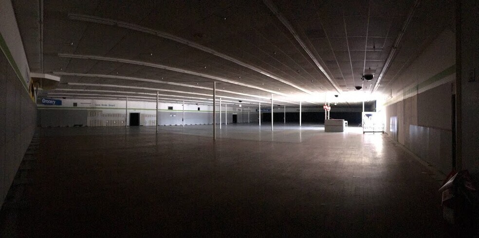 More Photos Of 201 Alabama St, Columbus Unknown For Lease