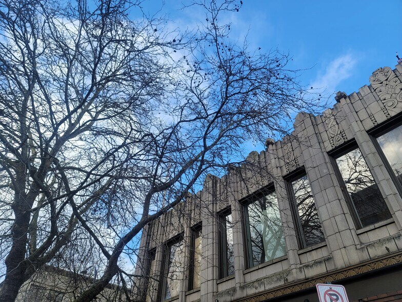 More Photos Of 1307 Cornwall Ave, Bellingham Office Residential For Lease