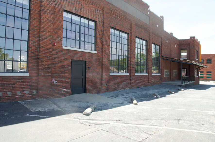 More Photos Of 2002 E 6th St, Tulsa Loft Creative Space For Sale