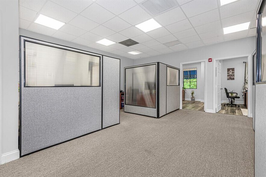 More Photos Of 7301 Wiles Rd, Coral Springs Medical For Lease