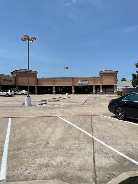 More Photos Of 6725 Atascocita Rd, Humble Unknown For Lease