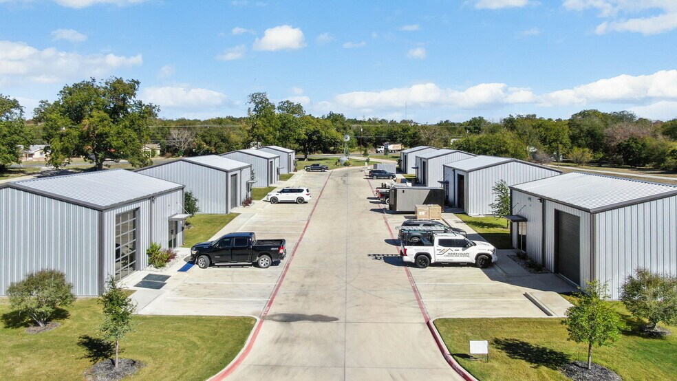 Primary Photo Of 1507 Ranger Hwy, Weatherford Warehouse For Lease