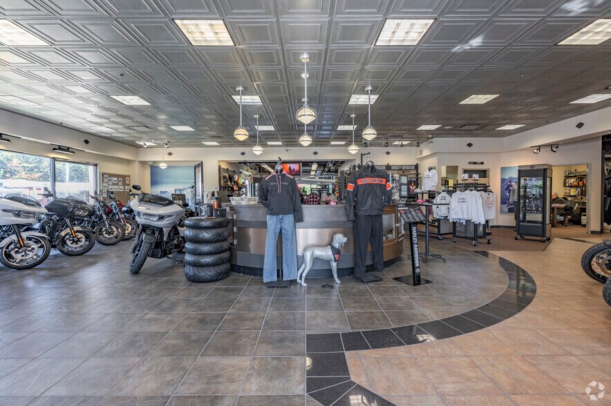 More Photos Of , Danbury General Retail For Sale