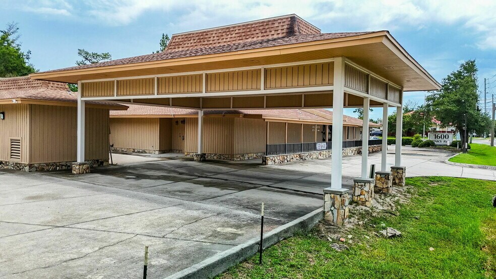 More Photos Of 1600 Jenks Ave, Panama City Medical For Sale