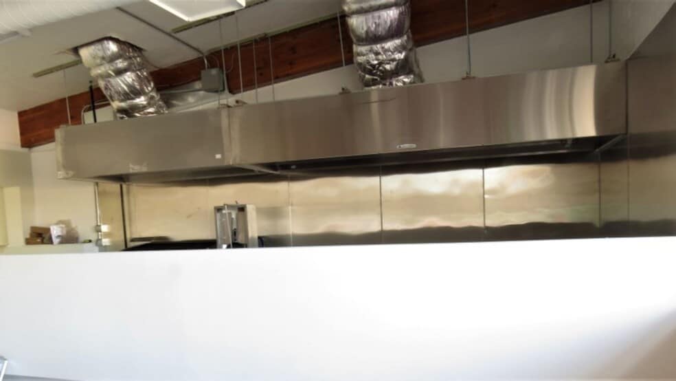 More Photos Of 2207 W Overland Rd, Boise Restaurant For Lease