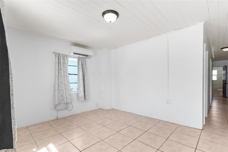 More Photos Of 2004 E 15th Ave, Tampa Apartments For Sale