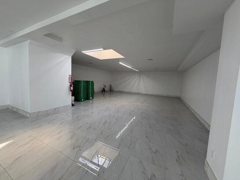 More Photos Of 32-16 137th St, Flushing Apartments For Sale