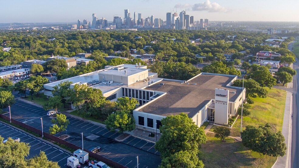 More Photos Of 2100 S Interstate 35 S, Austin Office For Lease