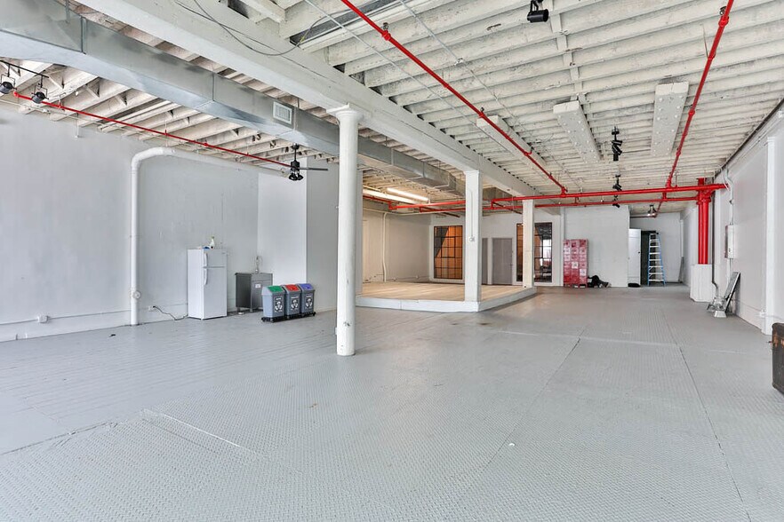More Photos Of 168 7th St, Brooklyn Industrial For Lease