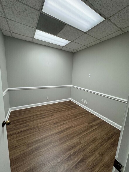 More Photos Of 101 N McDowell St, Charlotte Office For Sale
