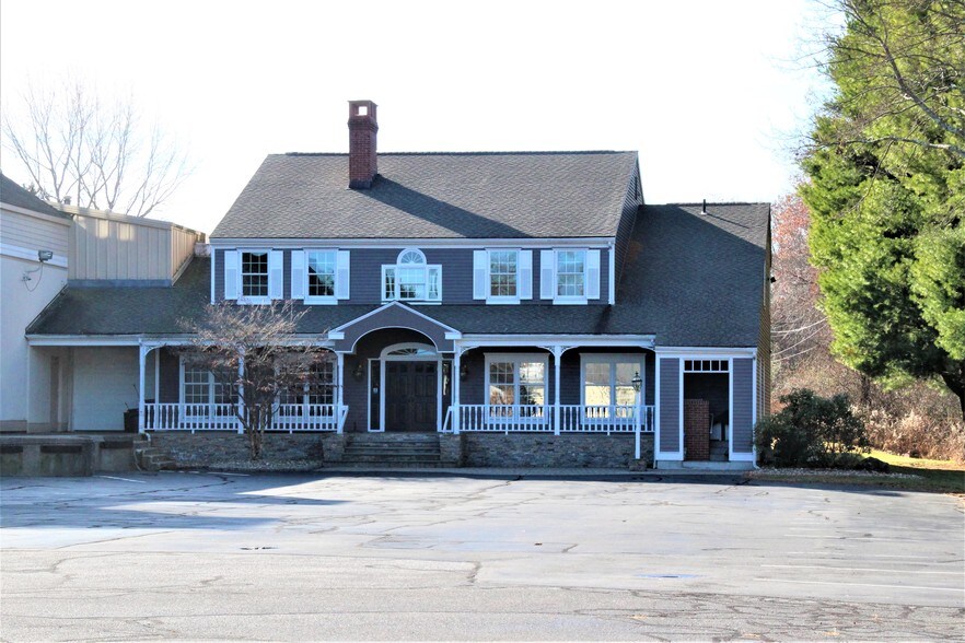 More Photos Of 535 W Main St, Cheshire Storefront Retail Office For Sale