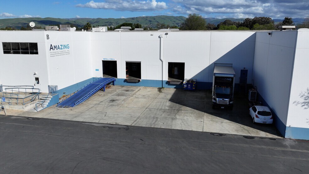 Primary Photo Of 2071 Ringwood Ave, San Jose Distribution For Lease