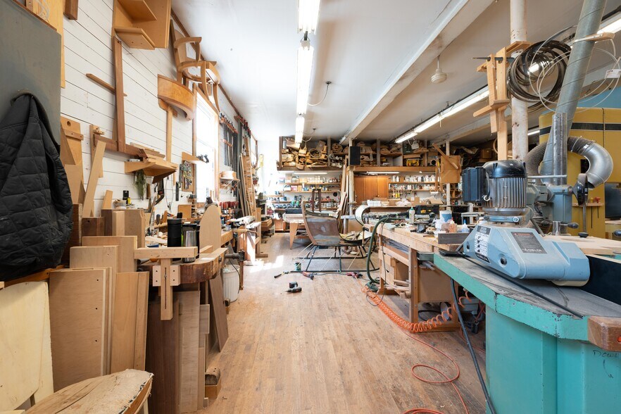 More Photos Of 45 West St, New Milford Light Manufacturing For Sale