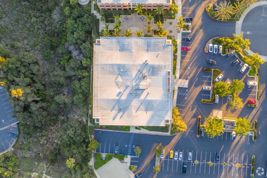 More Photos Of 1902 Wright Pl, Carlsbad Office For Lease