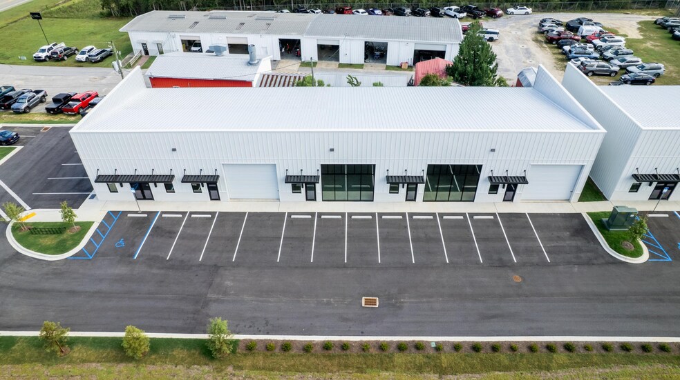 Primary Photo Of 14945 331 Business, Freeport Flex For Lease