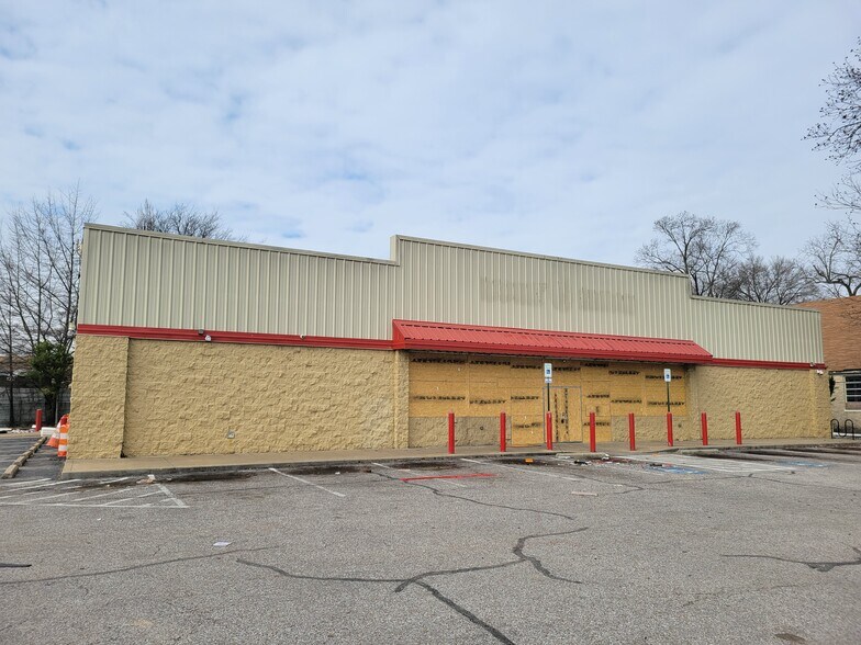 Primary Photo Of 1427 N Hollywood St, Memphis Freestanding For Lease