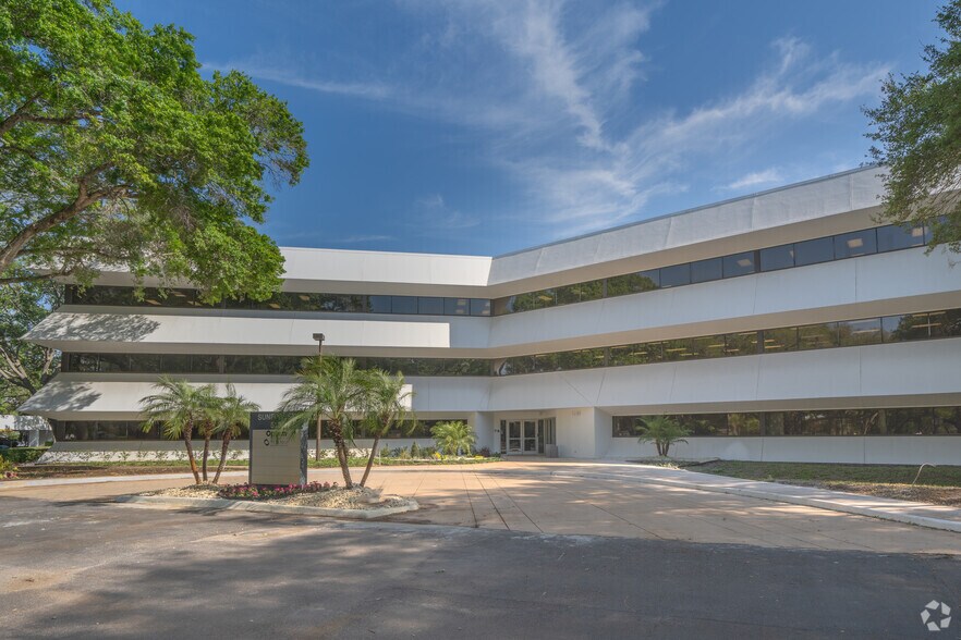 More Photos Of 5130 Eisenhower Blvd, Tampa Office For Lease