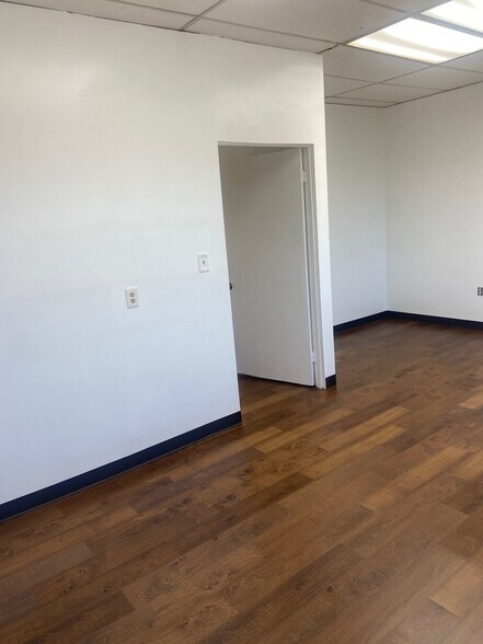 More Photos Of 8221 3rd St, Downey Medical For Lease