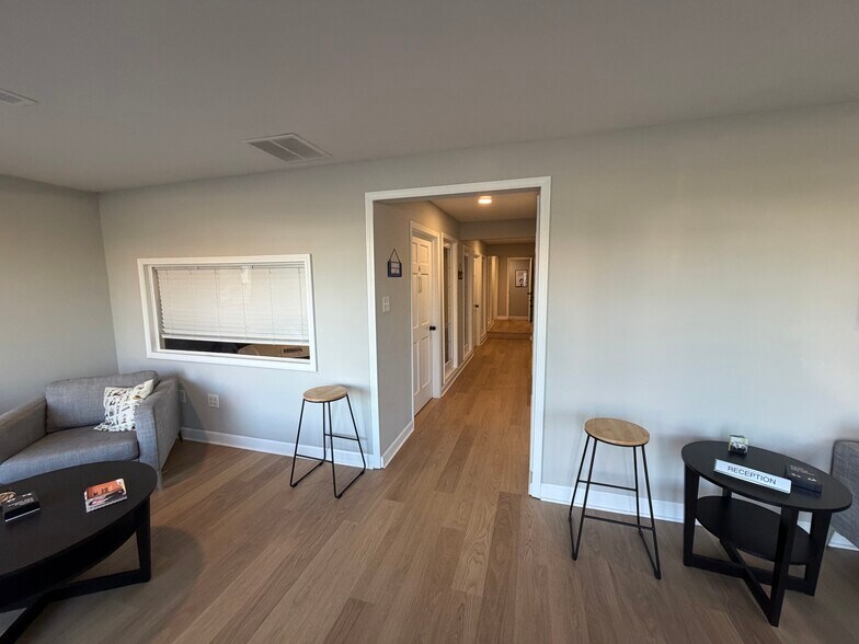 More Photos Of 1507 N Main St, Franklin Medical For Sale