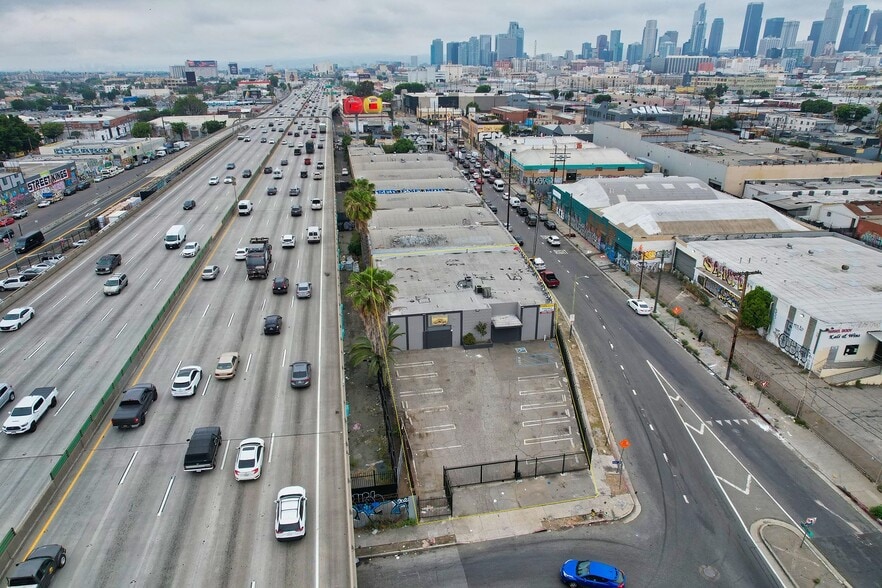 More Photos Of 1374 E 16th St, Los Angeles Warehouse For Sale