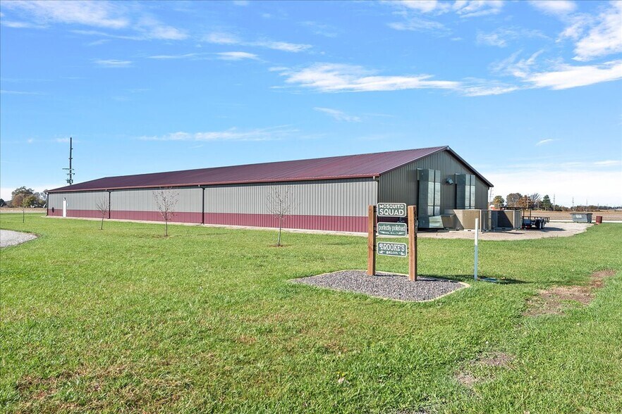 More Photos Of 1001 High Prairie Dr, Athens Freestanding For Sale