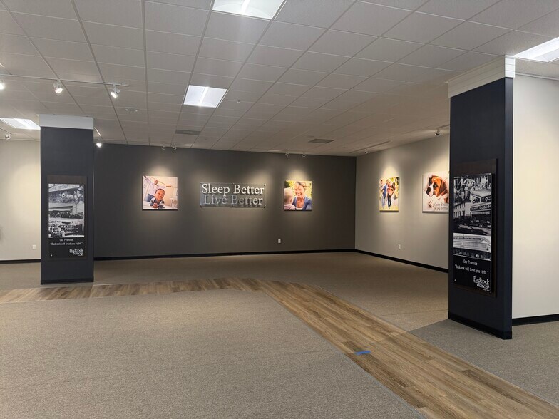 More Photos Of 311 S Ridgewood Ave, Edgewater Freestanding For Lease