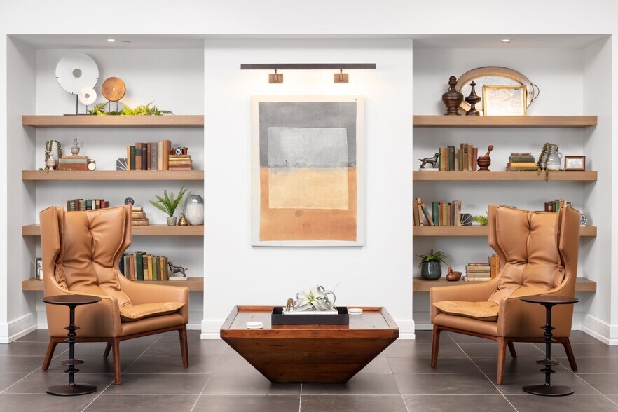 More Photos Of 1555 Ellinwood Ave, Des Plaines Apartments For Lease